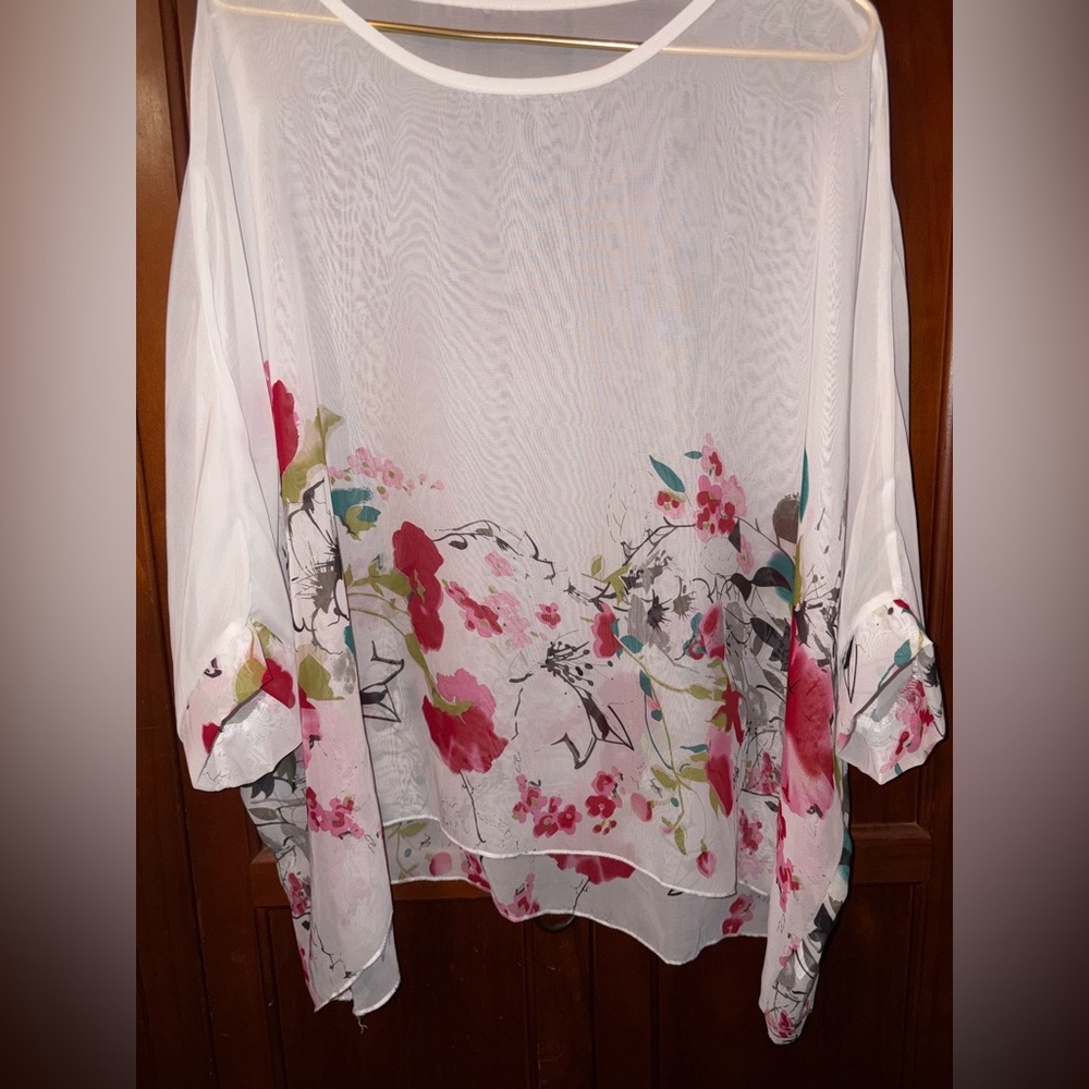 No tag Floral Sheer Women's Top - White and Pink #1518